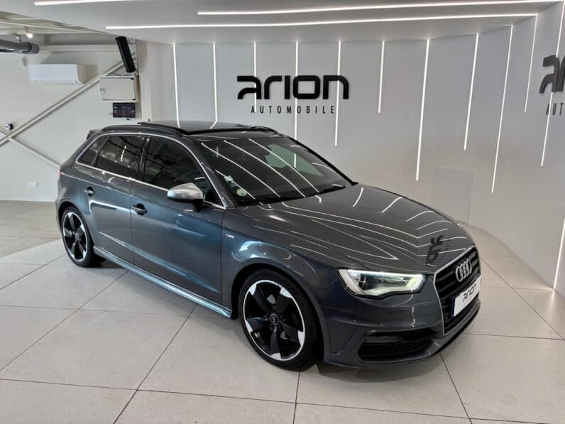 
								AUDI A3 Sportback 2.0 TDi S-Tronic6 S&S 150 cv S-Line full									