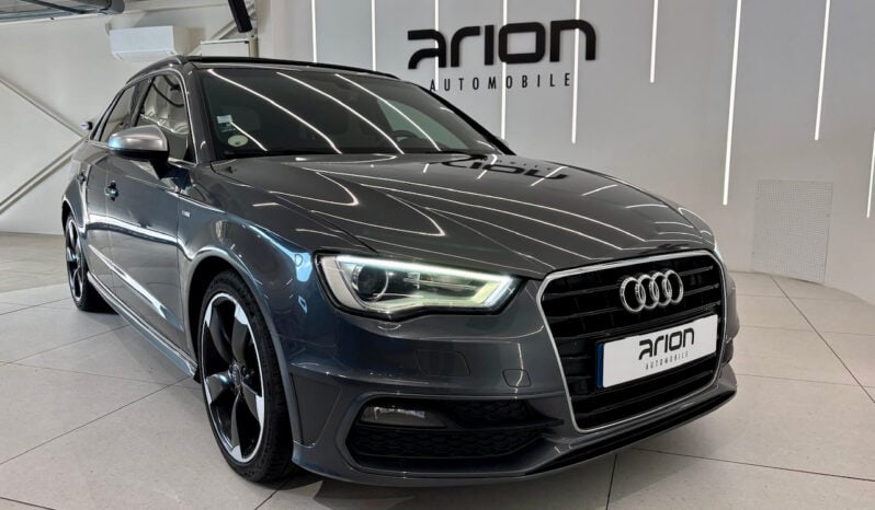 
								AUDI A3 Sportback 2.0 TDi S-Tronic6 S&S 150 cv S-Line full									