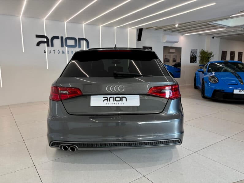 
								AUDI A3 Sportback 2.0 TDi S-Tronic6 S&S 150 cv S-Line full									