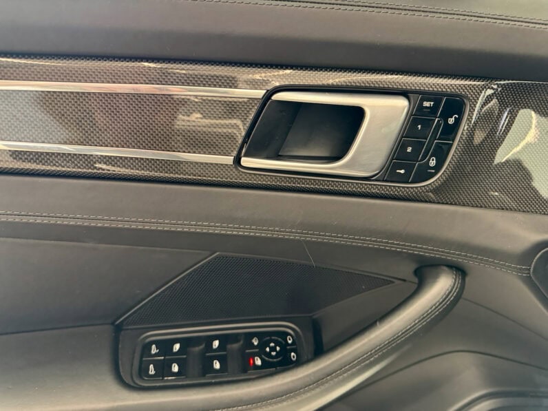 
								PORSCHE Panamera II 4S Diesel 4.0 V8 Bi-Turbo PDK8 422 cv full									