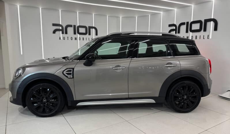 
								MINI Countryman Cooper 1.5 i 136 cv OAKWOOD full									