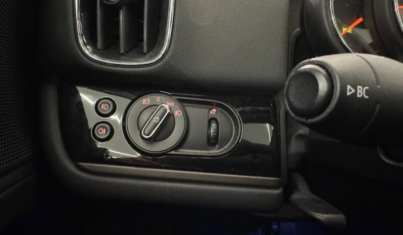
								MINI Countryman Cooper 1.5 i 136 cv OAKWOOD full									