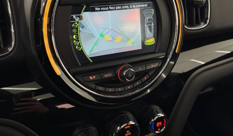 
								MINI Countryman Cooper 1.5 i 136 cv OAKWOOD full									