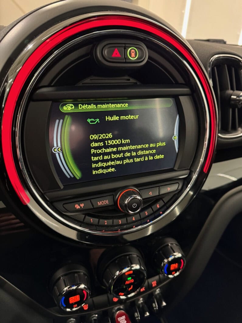 
								MINI Countryman Cooper 1.5 i 136 cv OAKWOOD full									