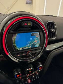 
										MINI Countryman Cooper 1.5 i 136 cv OAKWOOD full									