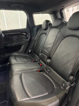 
										MINI Countryman Cooper 1.5 i 136 cv OAKWOOD full									