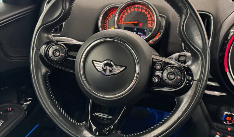 
								MINI Countryman Cooper 1.5 i 136 cv OAKWOOD full									