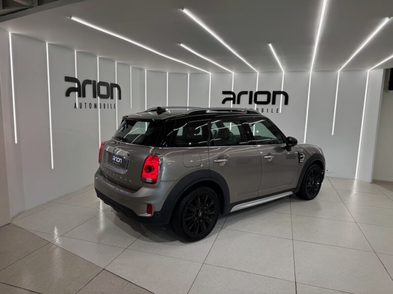 
								MINI Countryman Cooper 1.5 i 136 cv OAKWOOD full									