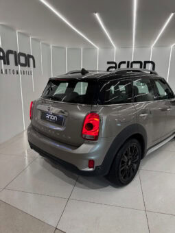 
										MINI Countryman Cooper 1.5 i 136 cv OAKWOOD full									