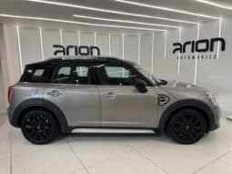 
										MINI Countryman Cooper 1.5 i 136 cv OAKWOOD full									