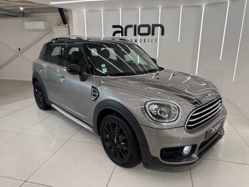 
								MINI Countryman Cooper 1.5 i 136 cv OAKWOOD full									