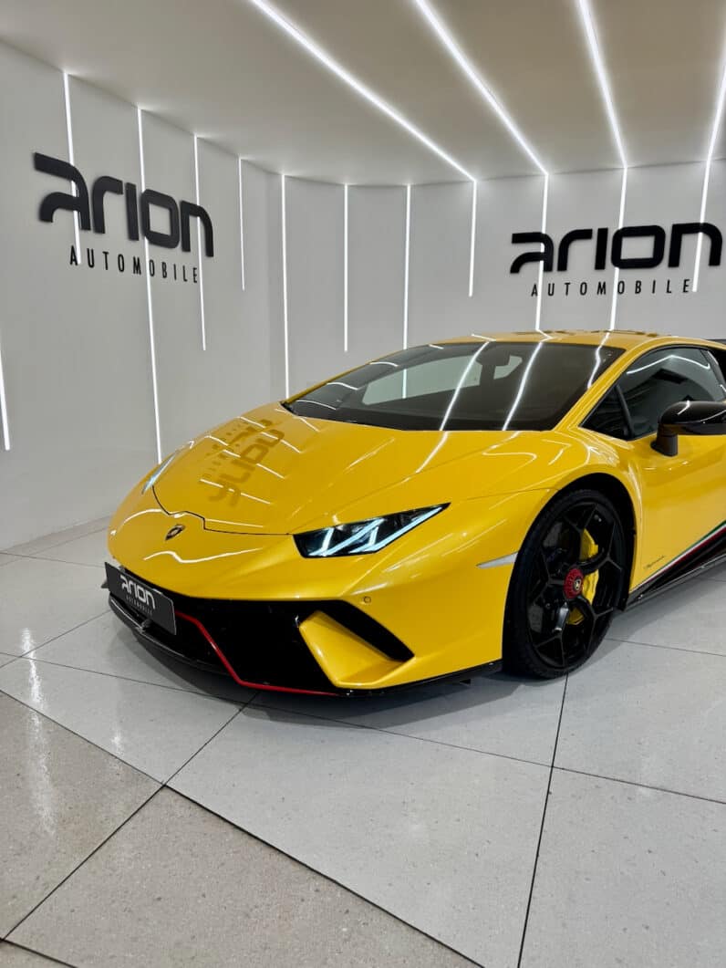 
								LAMBORGHINI HURACAN PERFORMANTE 5.2 V10 LP 640-4 full									