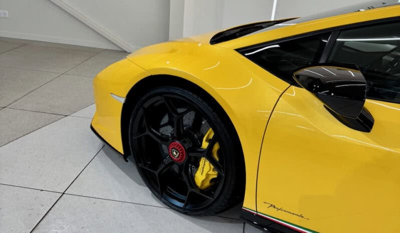 
								LAMBORGHINI HURACAN PERFORMANTE 5.2 V10 LP 640-4 full									