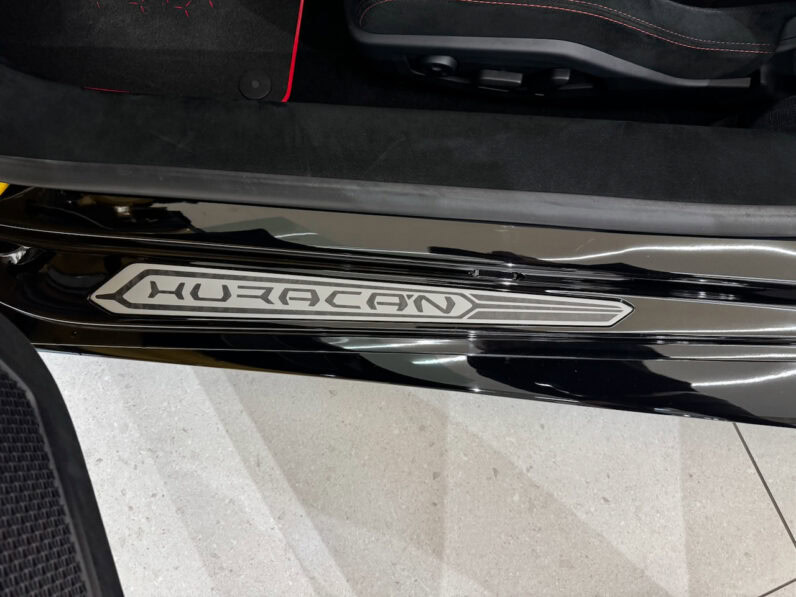 
								LAMBORGHINI HURACAN PERFORMANTE 5.2 V10 LP 640-4 full									