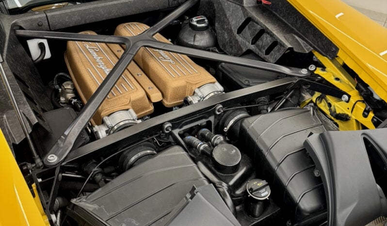 
								LAMBORGHINI HURACAN PERFORMANTE 5.2 V10 LP 640-4 full									