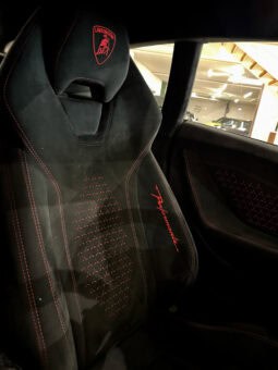 
										LAMBORGHINI HURACAN PERFORMANTE 5.2 V10 LP 640-4 full									