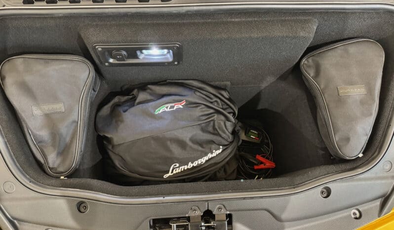 
								LAMBORGHINI HURACAN PERFORMANTE 5.2 V10 LP 640-4 full									