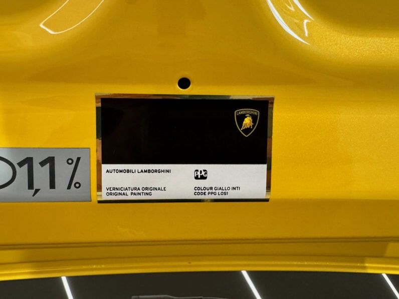 
								LAMBORGHINI HURACAN PERFORMANTE 5.2 V10 LP 640-4 full									