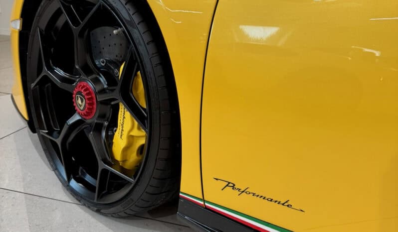
								LAMBORGHINI HURACAN PERFORMANTE 5.2 V10 LP 640-4 full									