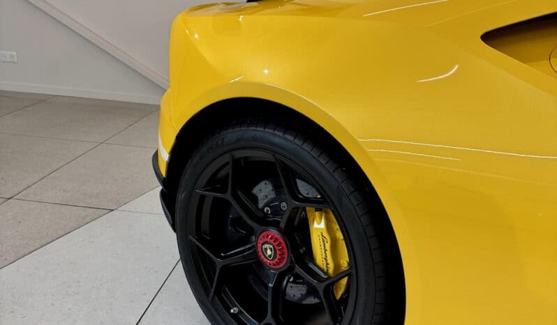 
								LAMBORGHINI HURACAN PERFORMANTE 5.2 V10 LP 640-4 full									