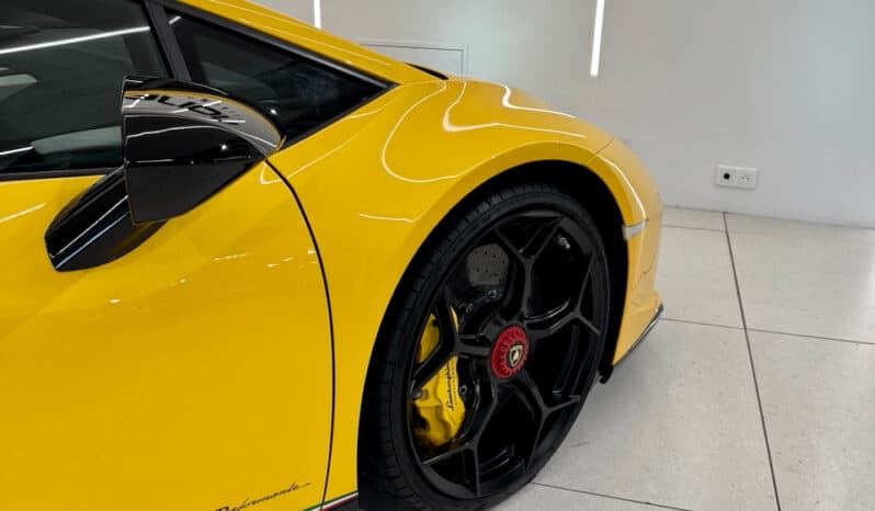 
								LAMBORGHINI HURACAN PERFORMANTE 5.2 V10 LP 640-4 full									