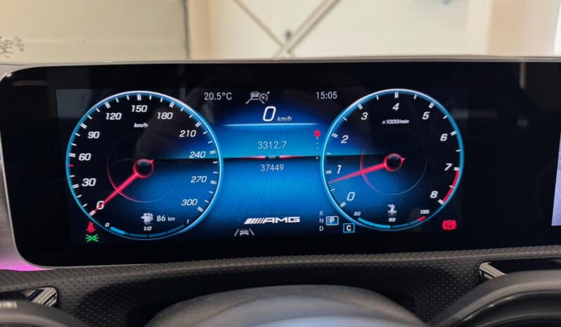 
								Mercedes-benz Classe A 45 S AMG 421 ch 4Matic+ 8G-DCT Speedshift AMG full									