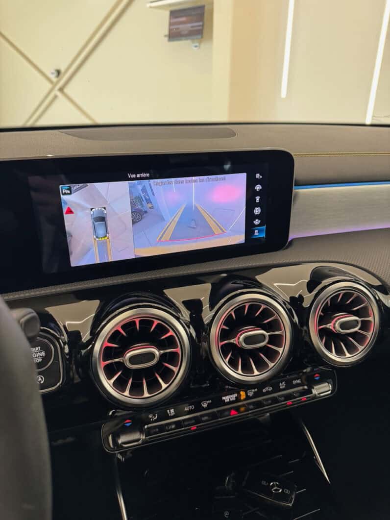 
								Mercedes-benz Classe A 45 S AMG 421 ch 4Matic+ 8G-DCT Speedshift AMG full									