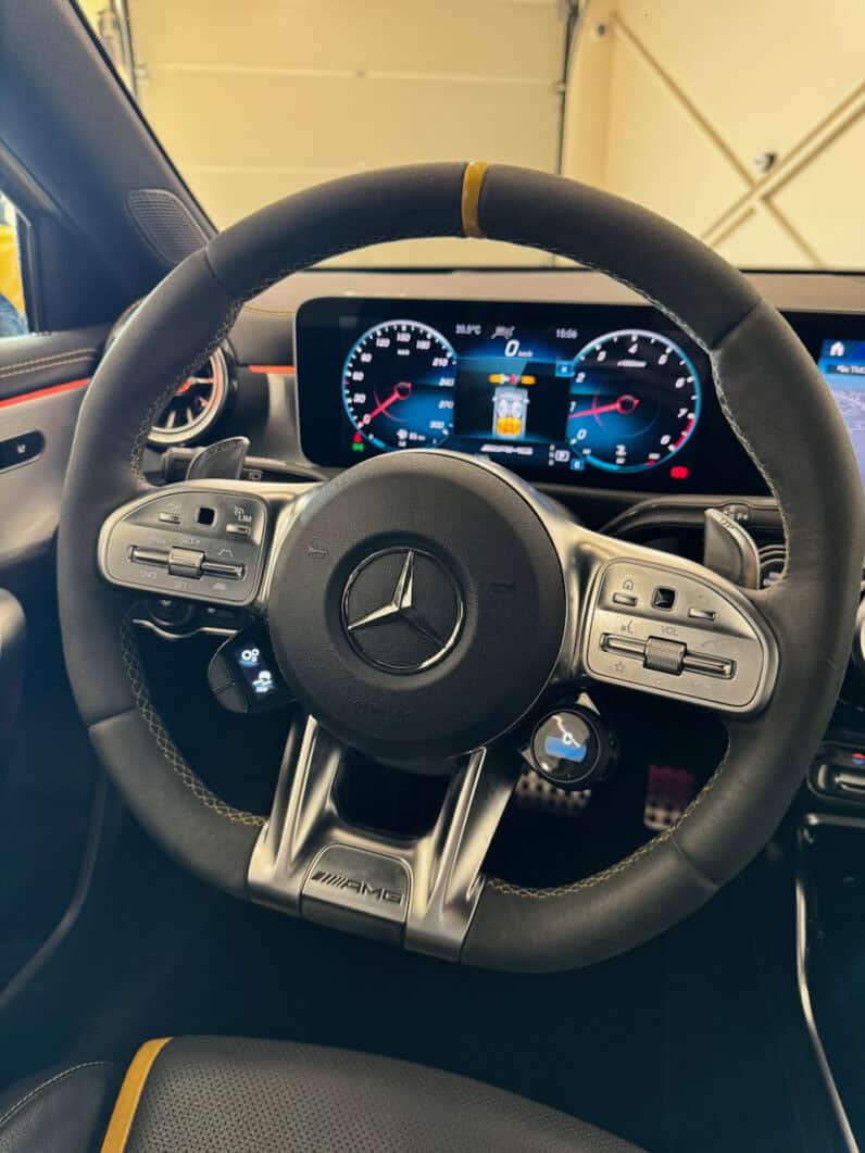 
								Mercedes-benz Classe A 45 S AMG 421 ch 4Matic+ 8G-DCT Speedshift AMG full									
