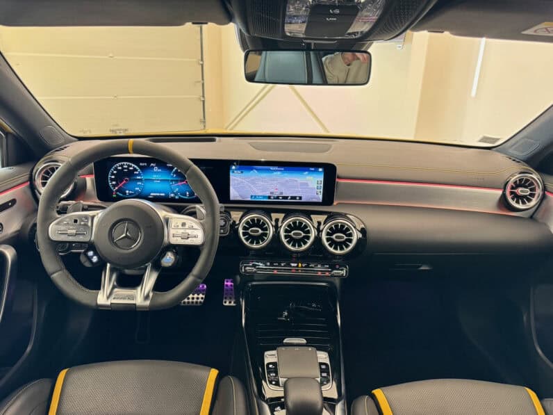 
								Mercedes-benz Classe A 45 S AMG 421 ch 4Matic+ 8G-DCT Speedshift AMG full									