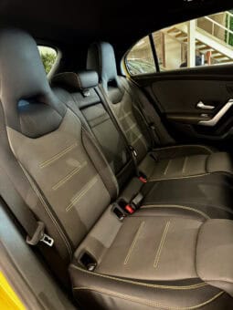 
										Mercedes-benz Classe A 45 S AMG 421 ch 4Matic+ 8G-DCT Speedshift AMG full									