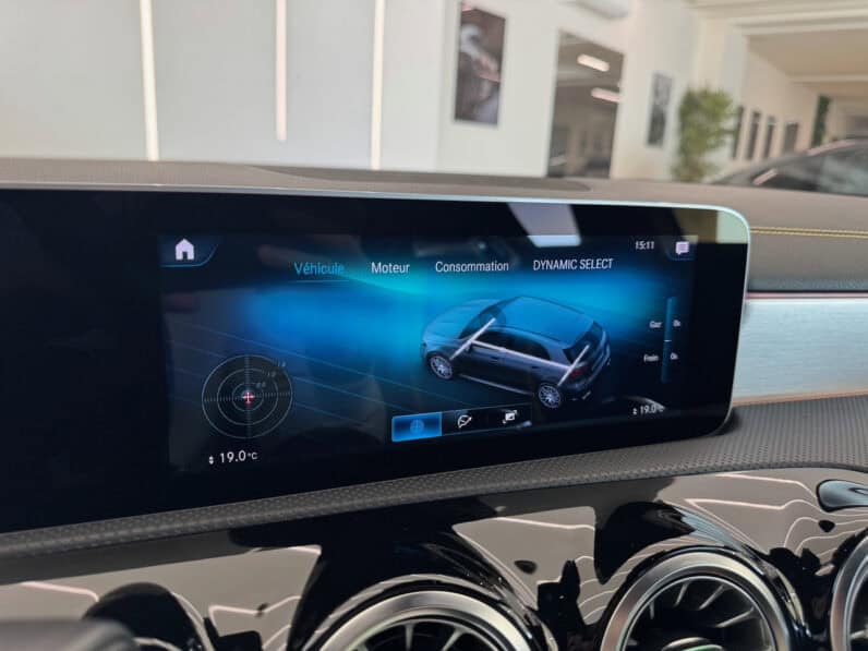 
								Mercedes-benz Classe A 45 S AMG 421 ch 4Matic+ 8G-DCT Speedshift AMG full									