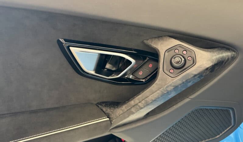 
								LAMBORGHINI HURACAN EVO RWD SPYDER 610 CH Blu Cepheus full									