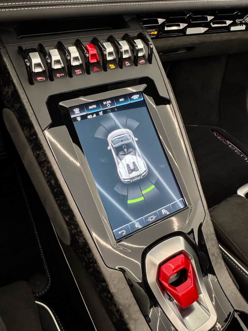 
								LAMBORGHINI HURACAN EVO RWD SPYDER 610 CH Blu Cepheus full									