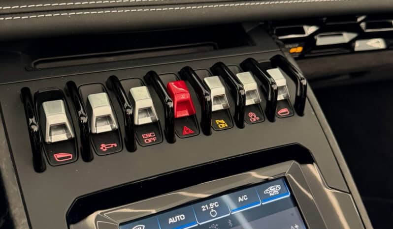 
								LAMBORGHINI HURACAN EVO RWD SPYDER 610 CH Blu Cepheus full									