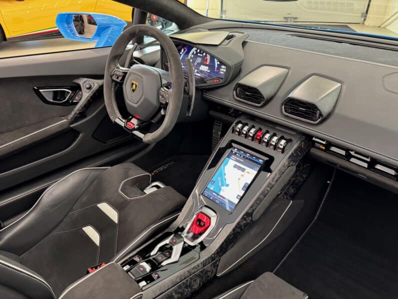 
								LAMBORGHINI HURACAN EVO RWD SPYDER 610 CH Blu Cepheus full									