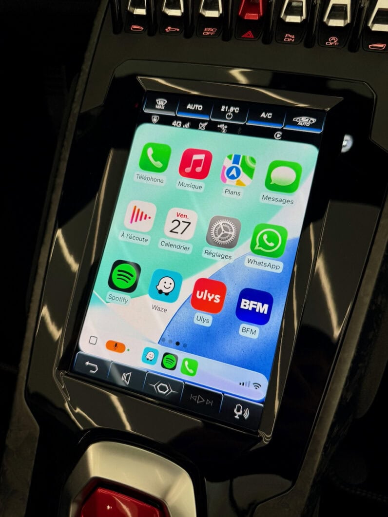 
								LAMBORGHINI HURACAN EVO RWD SPYDER 610 CH Blu Cepheus full									