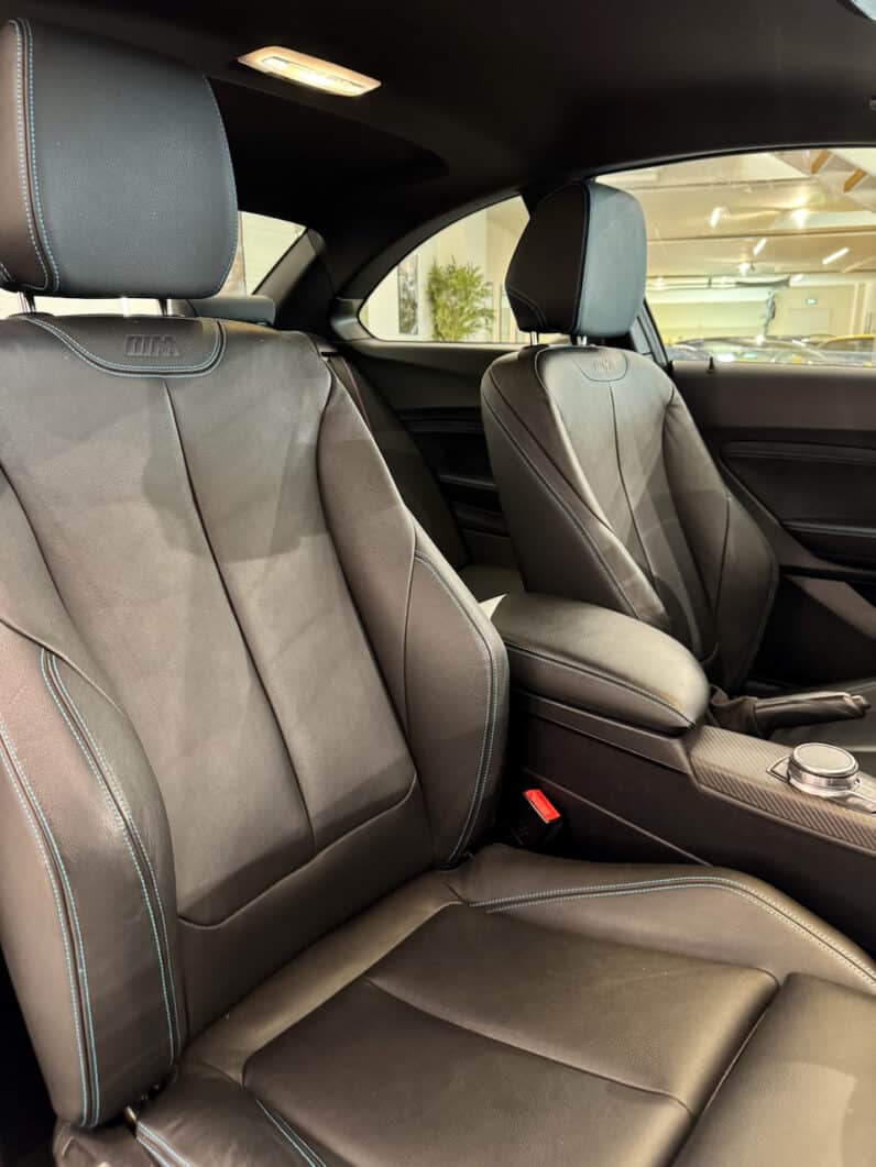 
								BMW M2 (F87) COMPETITION 3.0L 410 CH DKG7 full									