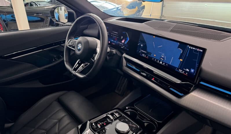 
								BMW SERIE 5 (G60) 530E PHEV 299 CH M SPORT BVA8 full									