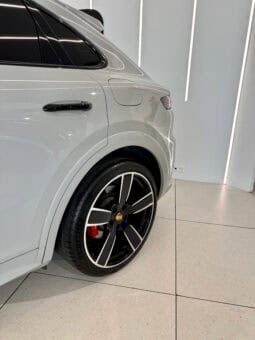 
										PORSCHE Cayenne Coupé E-Hybrid 3.0L V6 461 ch Pack Sport Allégé full									