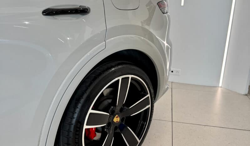 
								PORSCHE Cayenne Coupé E-Hybrid 3.0L V6 461 ch Pack Sport Allégé full									