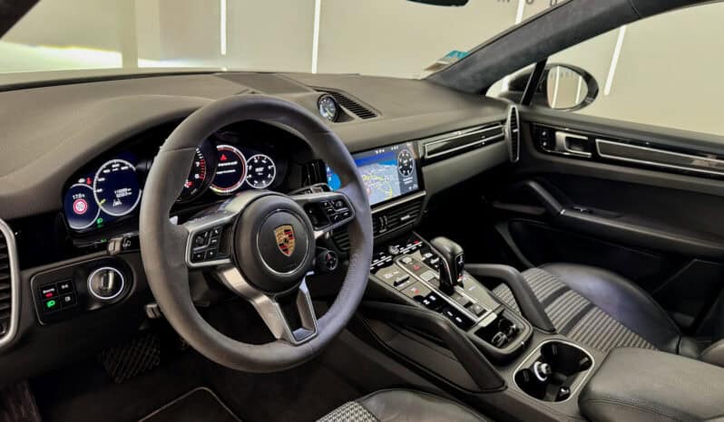
								PORSCHE Cayenne Coupé E-Hybrid 3.0L V6 461 ch Pack Sport Allégé full									
