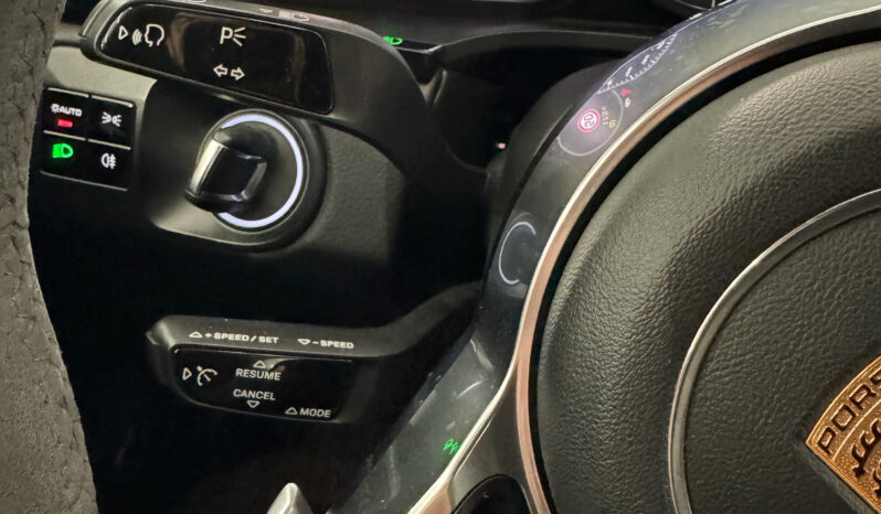 
								PORSCHE Cayenne Coupé E-Hybrid 3.0L V6 461 ch Pack Sport Allégé full									