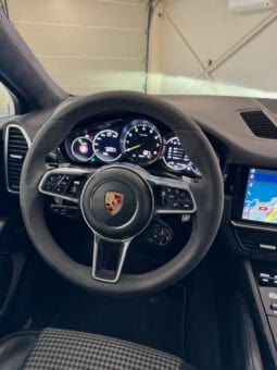 
										PORSCHE Cayenne Coupé E-Hybrid 3.0L V6 461 ch Pack Sport Allégé full									