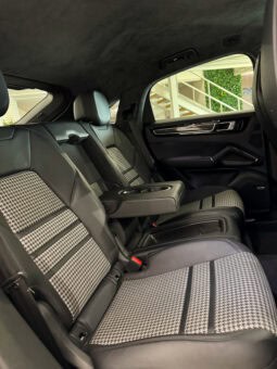 
										PORSCHE Cayenne Coupé E-Hybrid 3.0L V6 461 ch Pack Sport Allégé full									