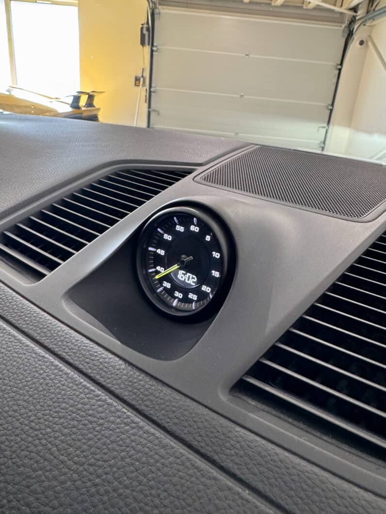 
								PORSCHE Cayenne Coupé E-Hybrid 3.0L V6 461 ch Pack Sport Allégé full									