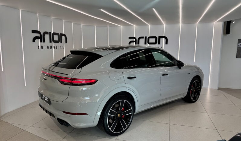 
								PORSCHE Cayenne Coupé E-Hybrid 3.0L V6 461 ch Pack Sport Allégé full									
