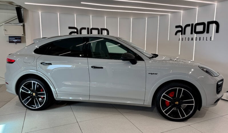 
								PORSCHE Cayenne Coupé E-Hybrid 3.0L V6 461 ch Pack Sport Allégé full									