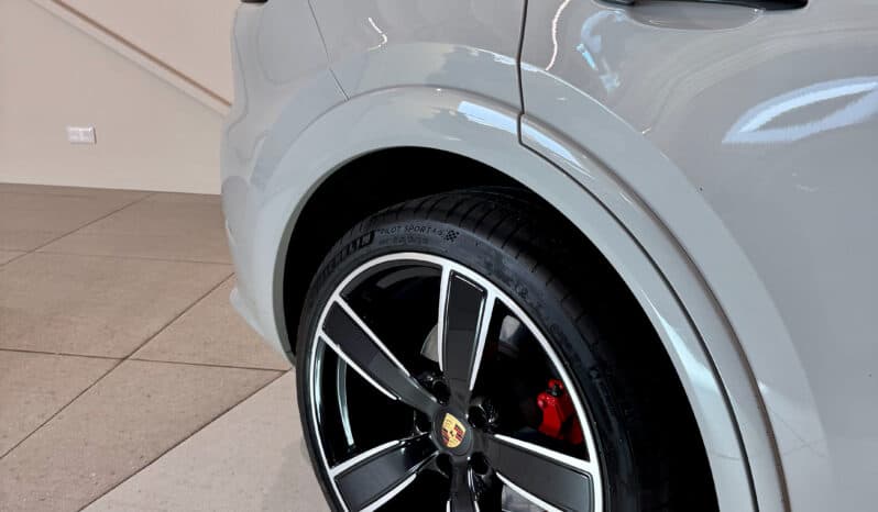 
								PORSCHE Cayenne Coupé E-Hybrid 3.0L V6 461 ch Pack Sport Allégé full									