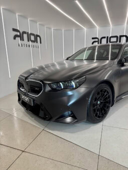 
										BMW M5 Berline 4.4 i V8 hybride rechargeable développant 727 ch, full									