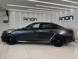 
										BMW M5 Berline 4.4 i V8 hybride rechargeable développant 727 ch, full									
